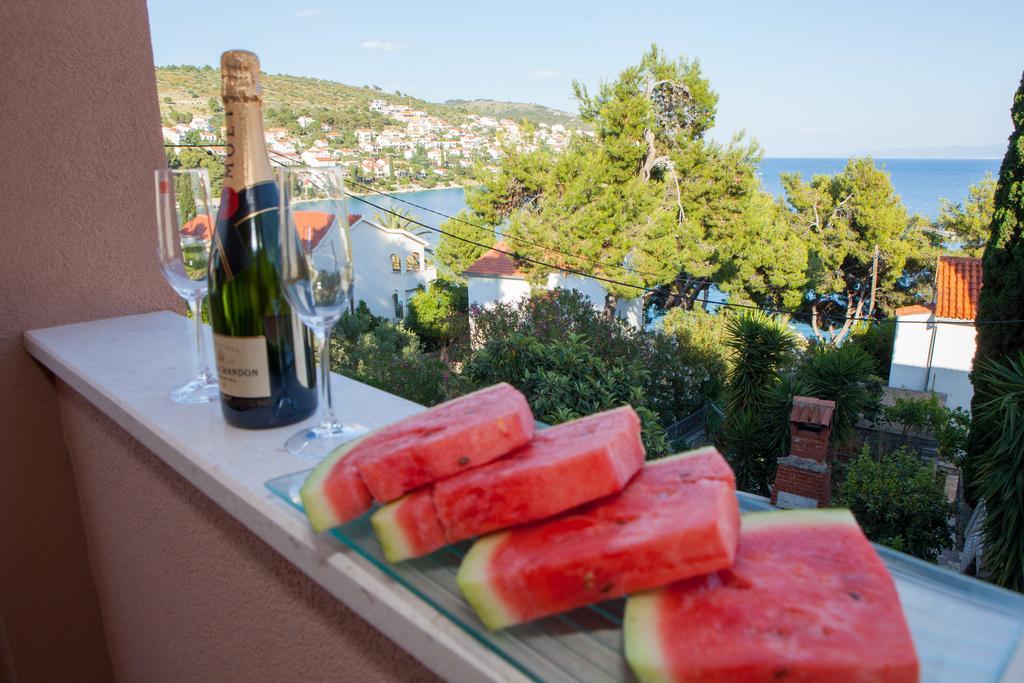Apartments Marly Trogir Exteriör bild