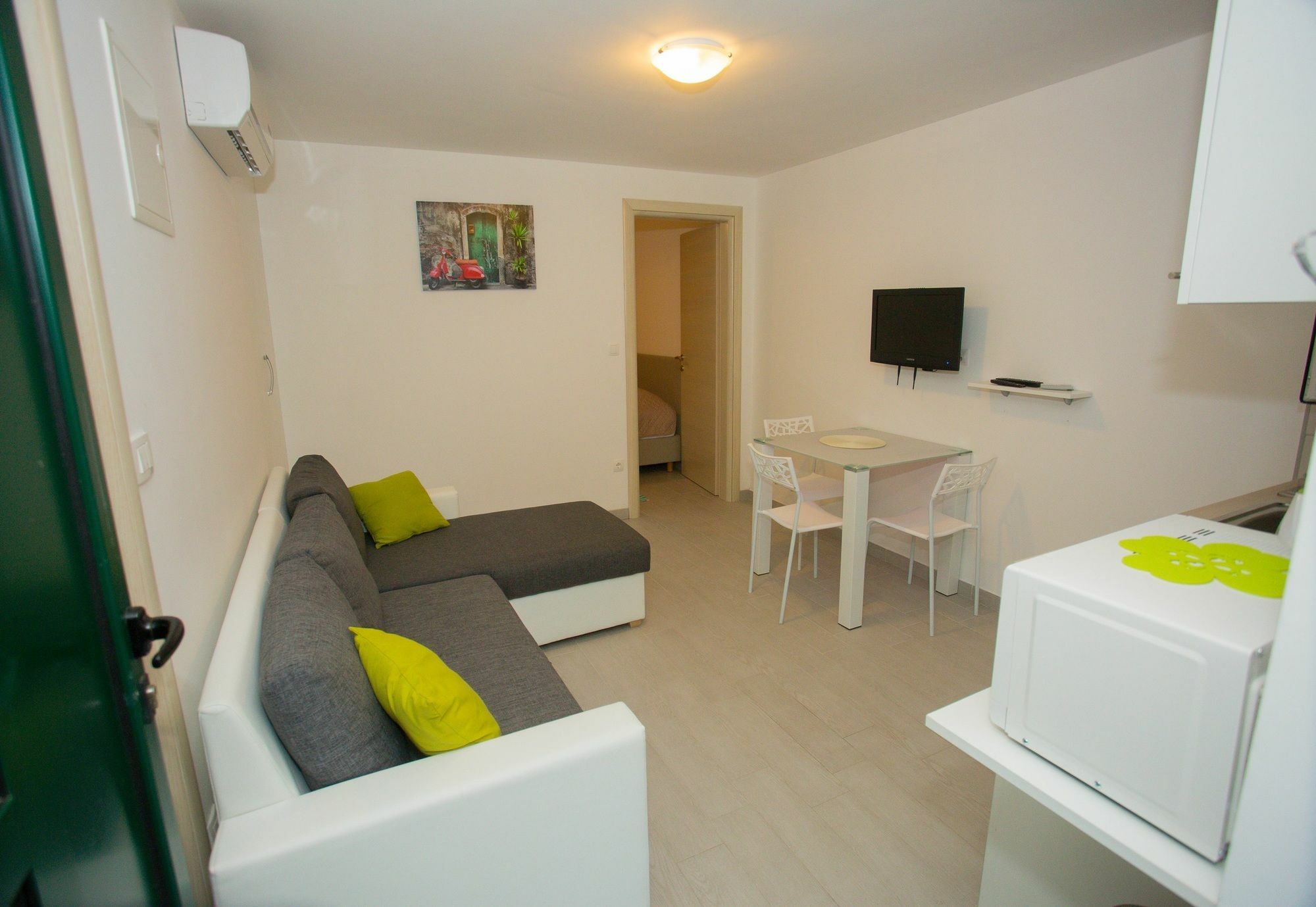 Apartments Marly Trogir Exteriör bild