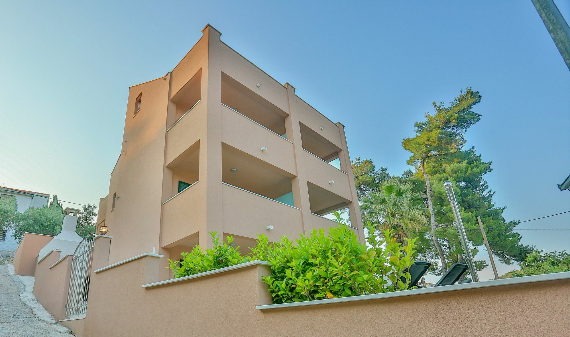Apartments Marly Trogir Exteriör bild