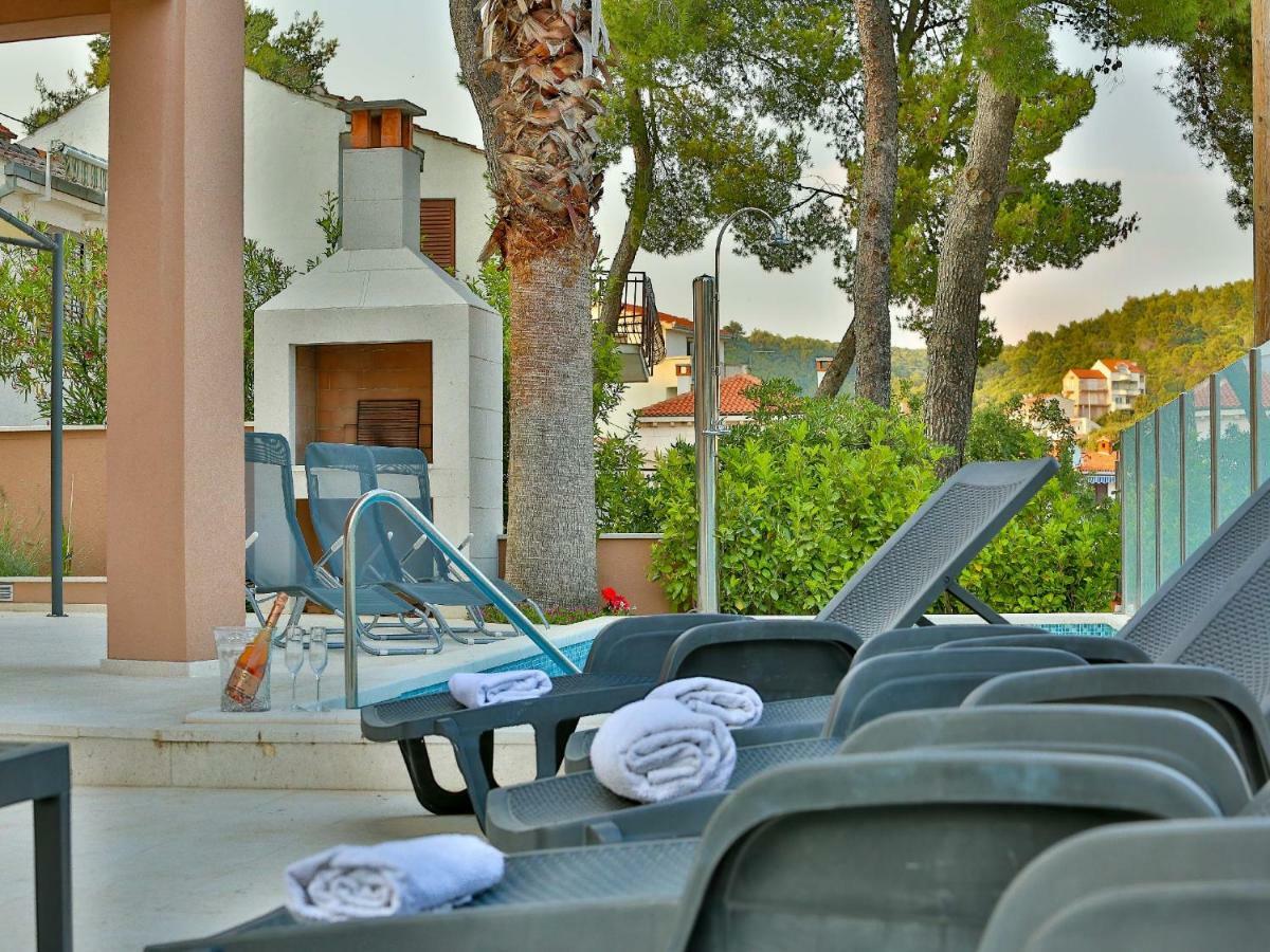 Apartments Marly Trogir Exteriör bild